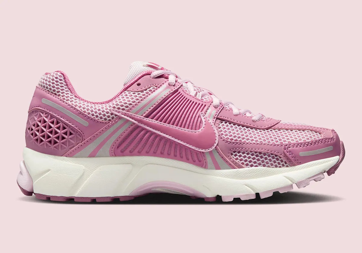 Nike Zoom Vomero 5 Elemental Pink