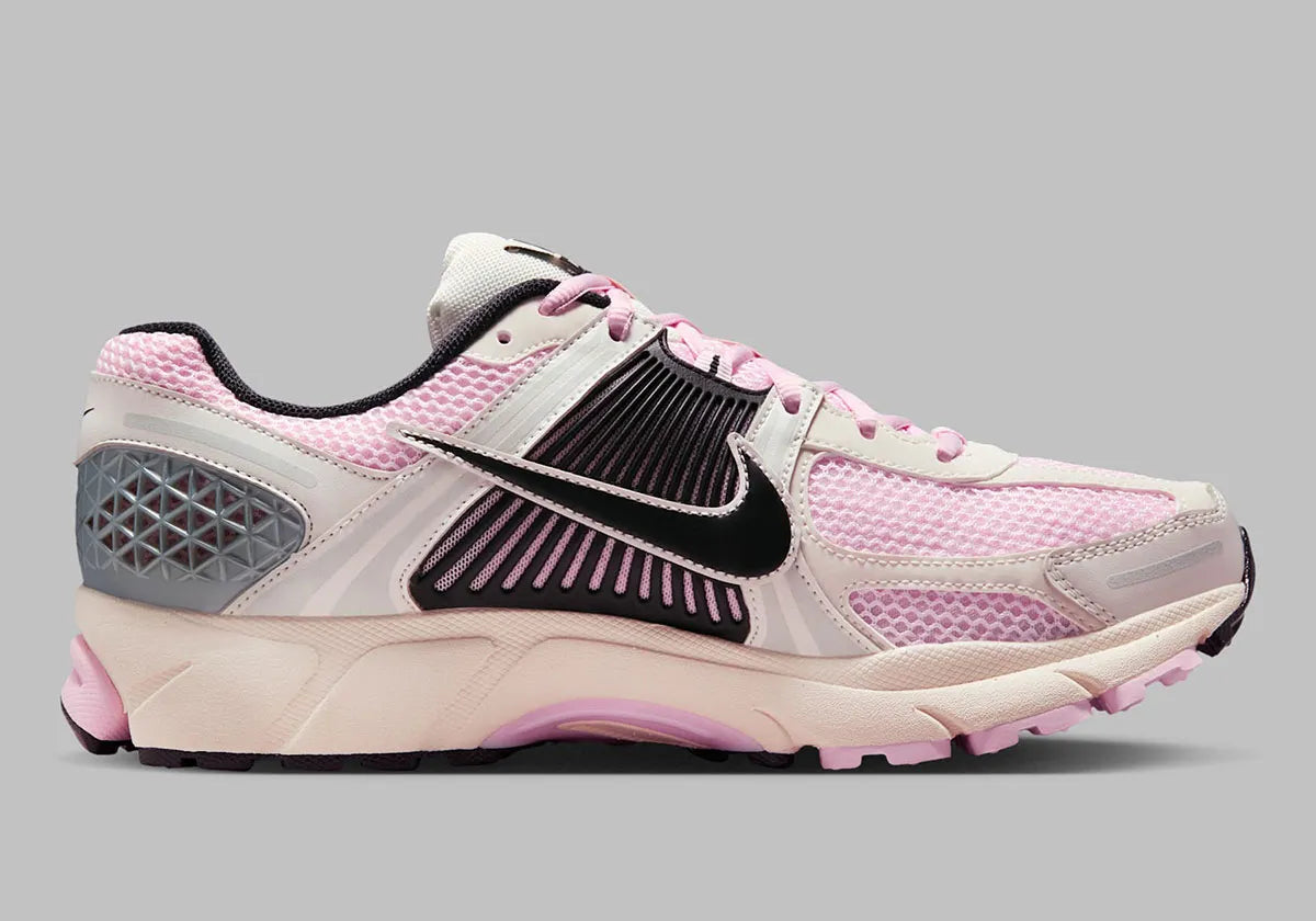 Nike Zoom Vomero 5 Pink Foam Phantom Metallic Platinum Black
