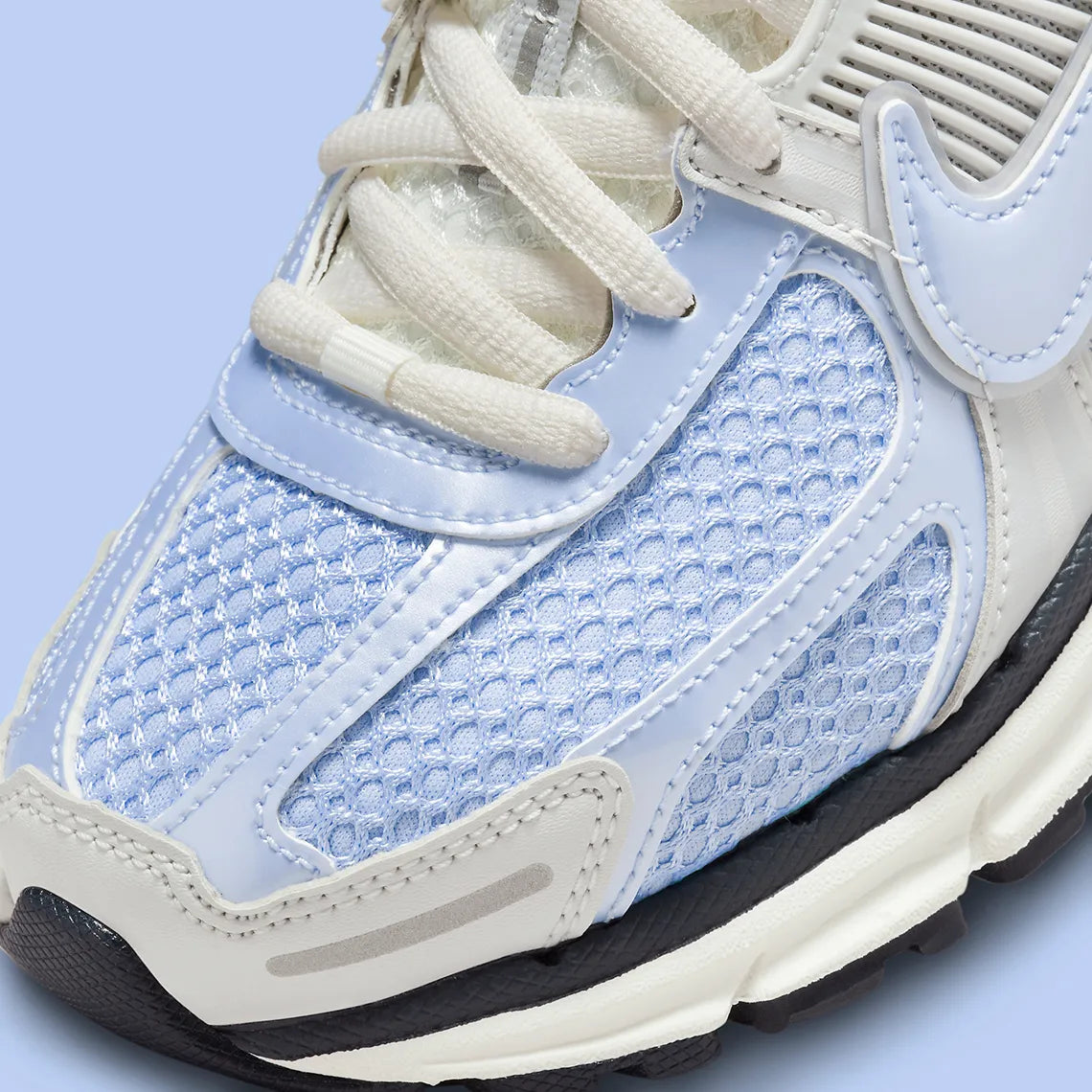 Nike Zoom Vomero 5 Royal Tint Photon Dust (Women's)